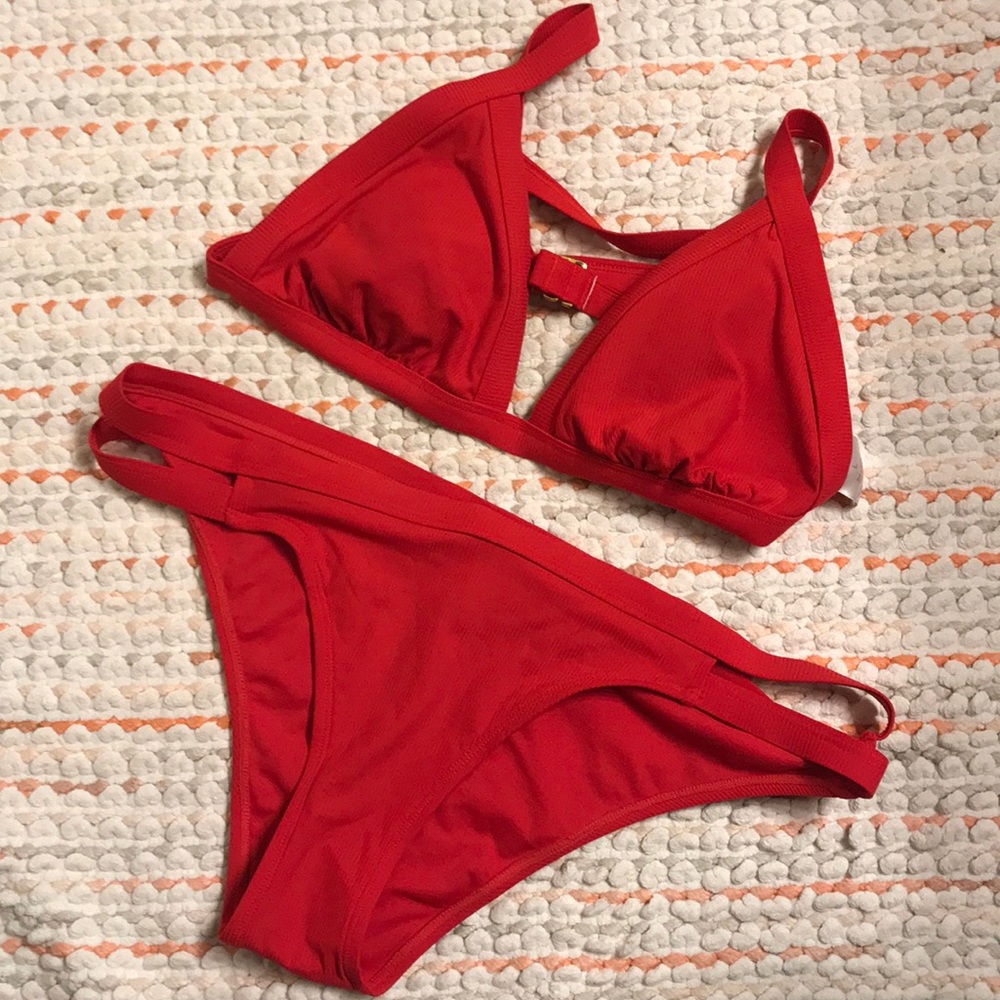 Bathing suit